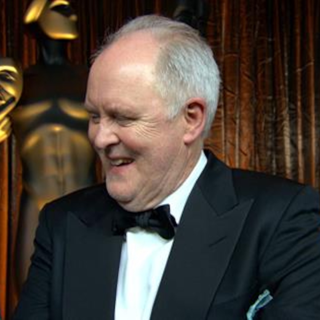 John Lithgow Gushes Over "The Crown" at SAG Awards 2017